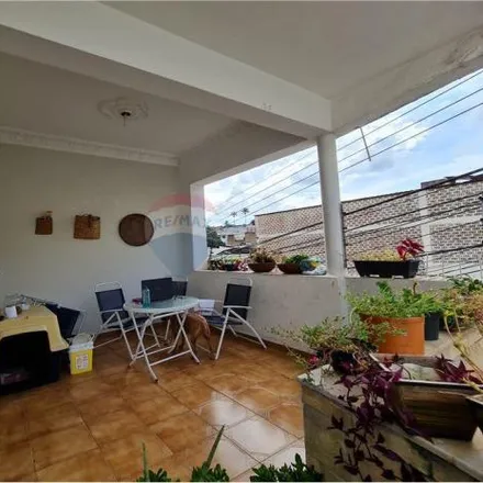 Buy this 6 bed house on Rua Abaeté in Bonfim, Belo Horizonte - MG