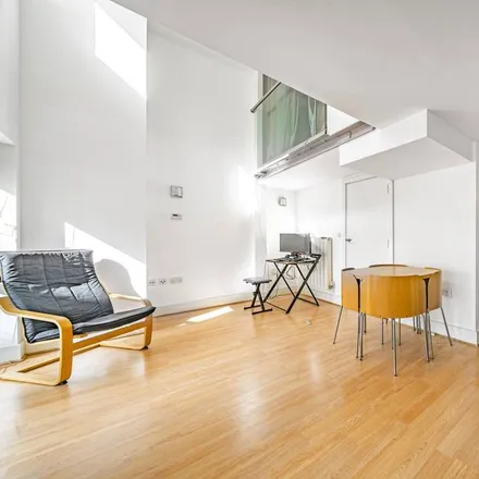 Rent this 2 bed apartment on Block G1 - Mounting Shed / The Gun in Carriage Street, London