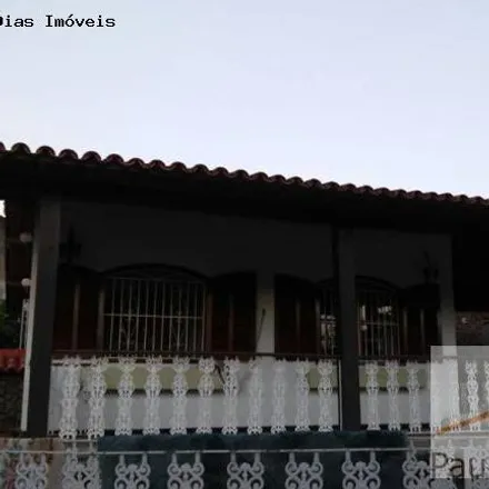 Buy this 4 bed house on Rua Flora M Abreu in Parque Hotel, Araruama - RJ