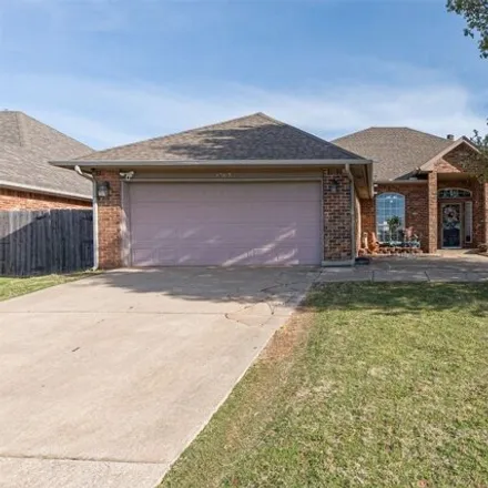 Image 1 - 1317 Southwest 129th Street, Oklahoma City, OK 73170, USA - House for sale