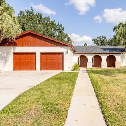 Rent this 4 bed house on Harlingen Country Club in 5500 El Camino Real, Palm Valley