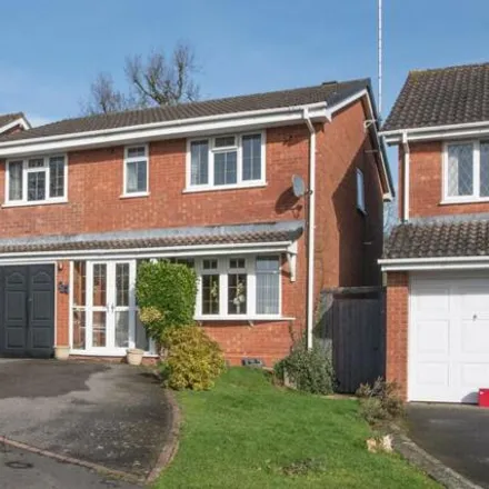 Buy this 5 bed house on Packwood Close in Redditch, B97 5SL