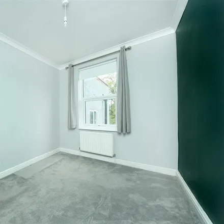 Image 5 - Courtyard Apartments, 70b Hampton Road, London, TW11 0JF, United Kingdom - Apartment for rent