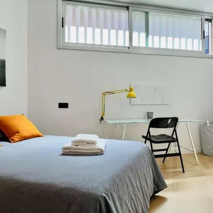 Image 1 - Rambla de la Muntanya, 92, 08041 Barcelona, Spain - Apartment for rent