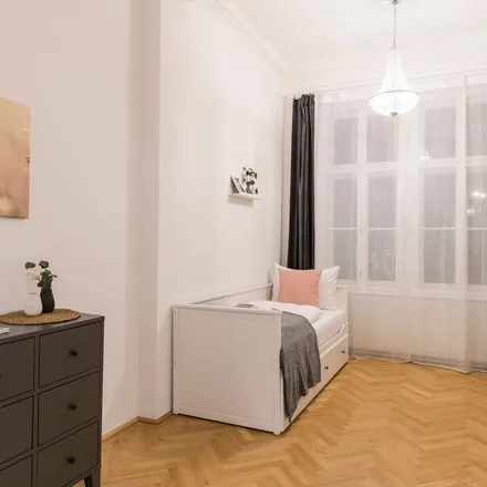 Rent this 4 bed apartment on Währinger Straße 3 in 1090 Vienna, Austria