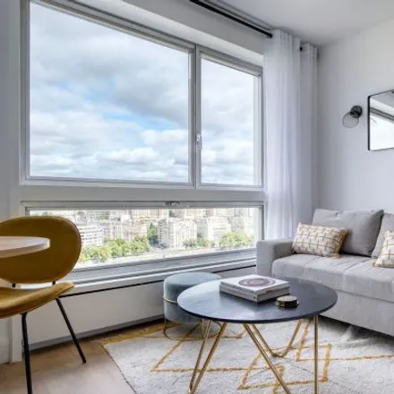 Rent this studio apartment on 41 Quai de Grenelle in 75015 Paris, France