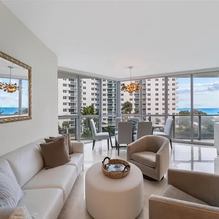 Image 5 - 3156 South Ocean Drive, Beverly Beach, Hollywood, FL 33019, USA - Condo for sale