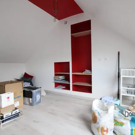 Rent this 4 bed apartment on 54 Rue Jean-Baptiste Lebas in 59390 Lys-lez-Lannoy, France