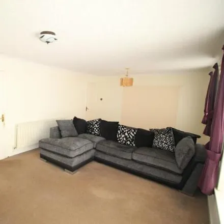 Image 2 - Jesson Close, Walsall, WS1 2NT, United Kingdom - Apartment for sale