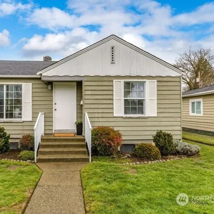 Buy this 4 bed house on 113 16th Street Southeast in Auburn, WA 98002