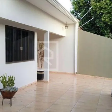 Buy this 3 bed house on Rua Santa Terezinha in Jardim Ouro Verde, Sarandi - PR