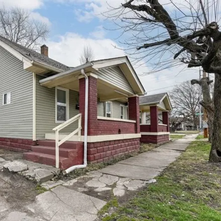 Buy this studio house on 507 North Gladstone Avenue in Indianapolis, IN 46201