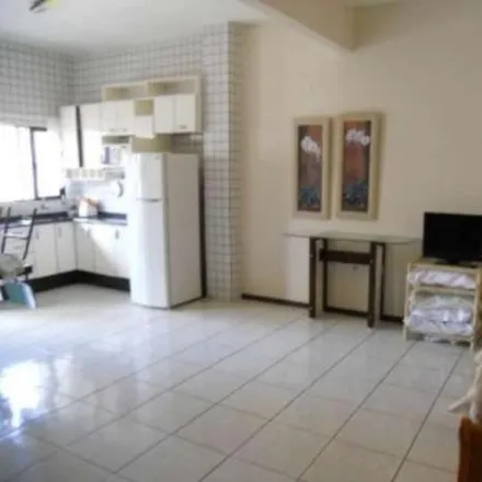 Rent this 5 bed house on Rua 1542 in Centro, Balneário Camboriú - SC