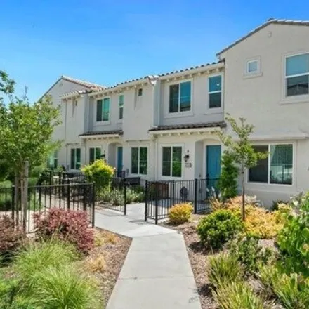 Buy this 3 bed condo on East Commerce Way in Sacramento, CA 95835