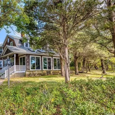 Image 3 - 1695 Old Wood Path, Southold, NY 11971, USA - House for rent