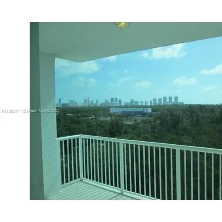 Image 4 - 15051 Royal Oaks Lane, North Miami, FL 33181, USA - House for rent