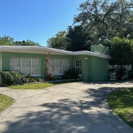 Rent this 4 bed house on 737 West River Heights Avenue in Alice Heights, Tampa