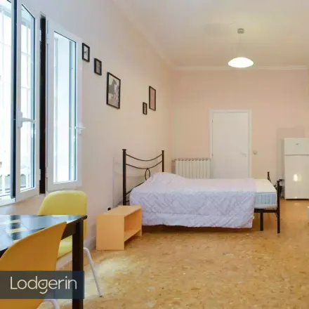 Image 3 - Via Napoleone III, 72, 00185 Rome RM, Italy - Room for rent