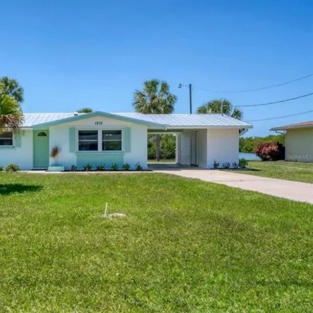 Image 2 - 1210 S Maryknoll Rd, Englewood, Florida, 34223 - House for sale