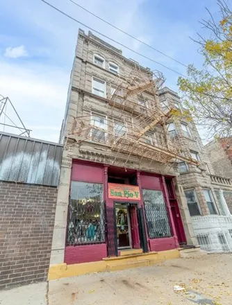 Buy this studio house on 1854 South Ashland Avenue in Chicago, IL 60608