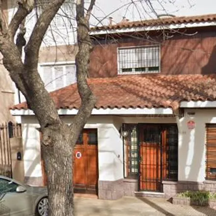 Rent this 3 bed house on Félix de Azara 566 in Partido de Lomas de Zamora, Lomas de Zamora