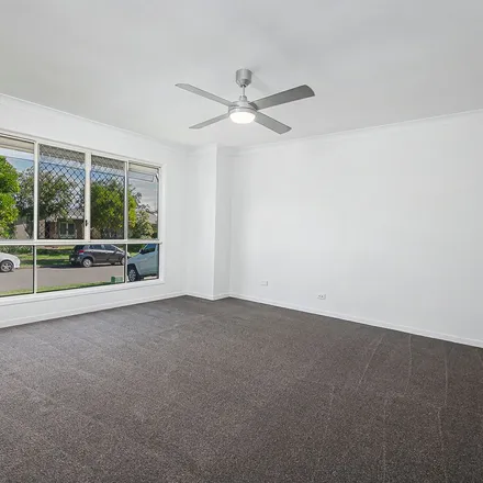Image 3 - Beaumont Drive, Pimpama QLD 4209, Australia - Apartment for rent
