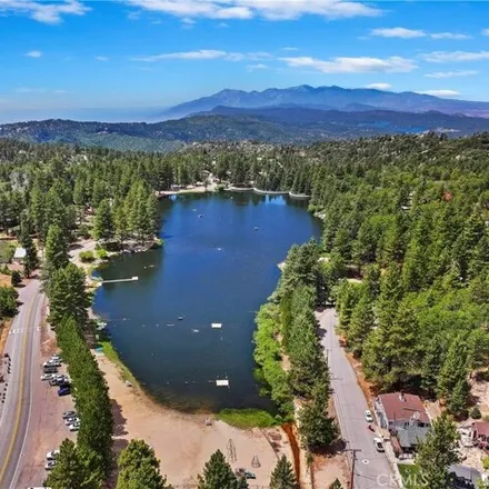 Image 4 - 33538 Holcomb Creek Drive, Green Valley Lake, San Bernardino County, CA 92341, USA - House for sale