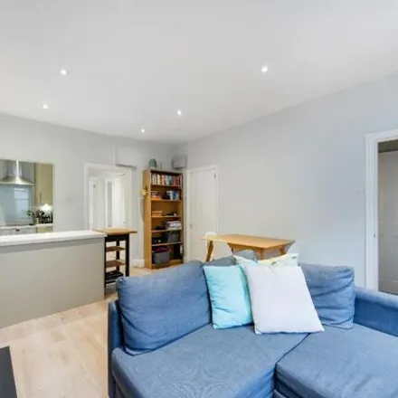 Image 1 - Zeno House, 19 Long Walk, Bermondsey Village, London, SE1 3NQ, United Kingdom - Room for rent