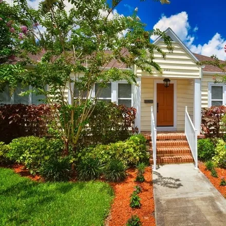 Buy this 2 bed house on 701 29th Avenue North in Saint Petersburg, FL 33704