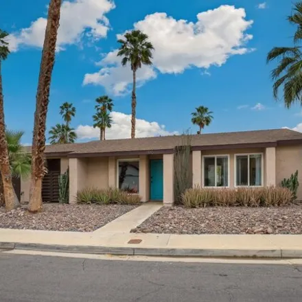 Buy this 3 bed house on 992 East Arroyo Vista Drive in Palm Springs, CA 92264