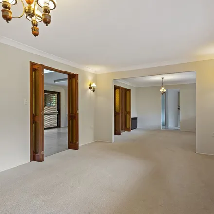 Rent this 4 bed apartment on unnamed road in Middle Ridge QLD 4250, Australia