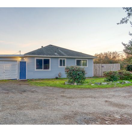 Rent this 3 bed house on Bay Park Ln in Coos Bay, OR
