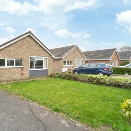 Buy this 2 bed house on Cranford Close in Worle, BS22 8QZ