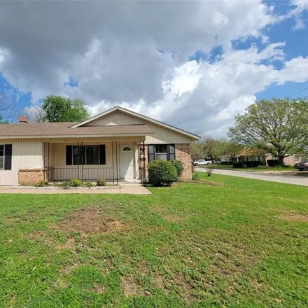 Rent this 3 bed house on 159 North Prairie View Road in Crowley, TX 76036
