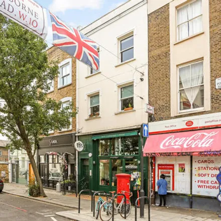 Image 6 - 323 Portobello Road, London, W10 5TA, United Kingdom - Apartment for sale