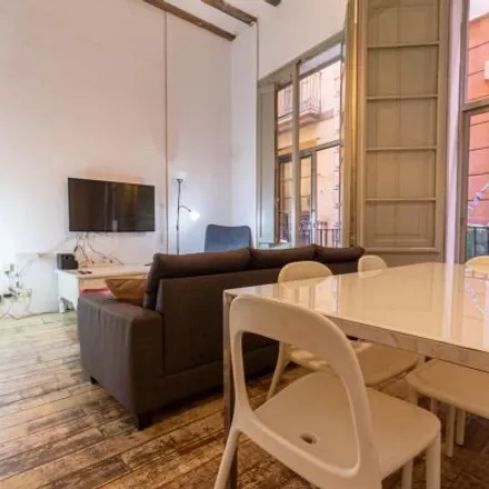 Image 5 - Carrer dels Mirallers, 14, 08003 Barcelona, Spain - Room for rent