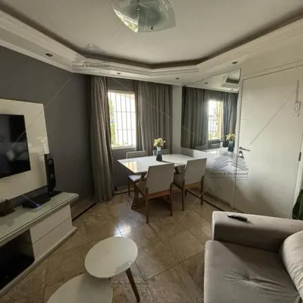 Buy this 2 bed apartment on Rua Costa Barros 2213 in São Lucas, São Paulo - SP