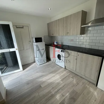 Rent this 1 bed apartment on Rectory Road in London, UB2 4EN