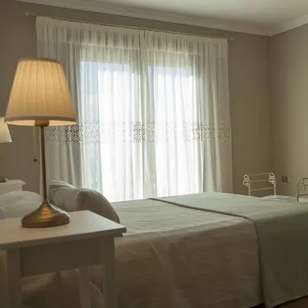 Rent this 3 bed house on 29790 Vélez-Málaga