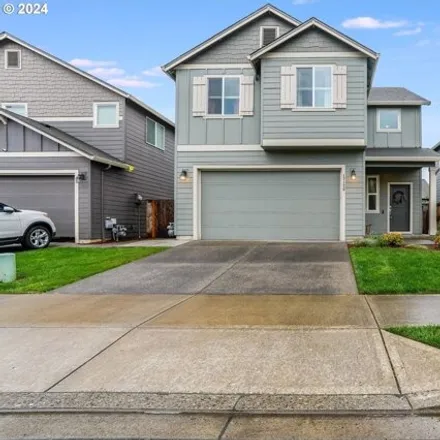 Buy this 3 bed house on 17120 Northeast 14th Avenue in Ridgefield, WA 98642