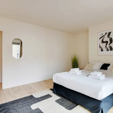 Rent this 2 bed apartment on 19 Rue de la Pompe in 75116 Paris, France