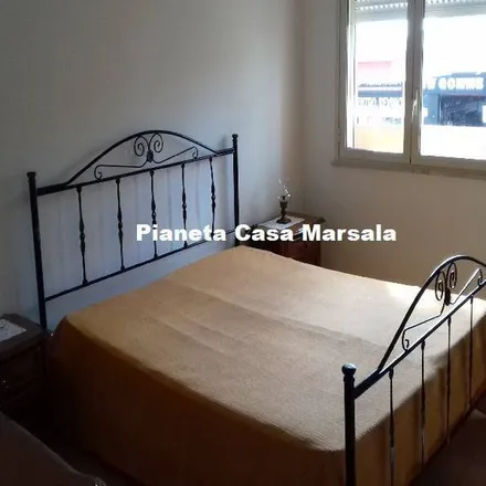 Image 2 - Esso, Via Dante Alighieri, 91025 Marsala TP, Italy - Apartment for rent