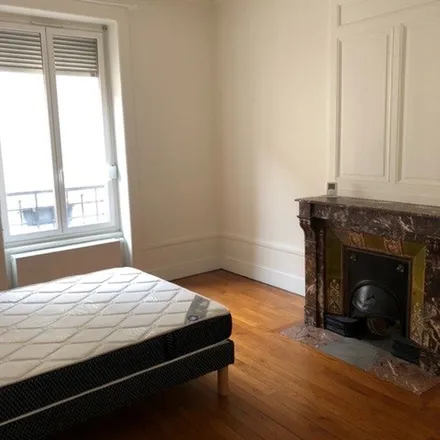 Rent this 3 bed apartment on 115 Avenue des Frères Lumière in 69008 Lyon, France