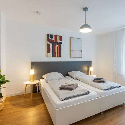 Rent this 2 bed apartment on Gerhardplatz 4 in 47137 Duisburg, Germany