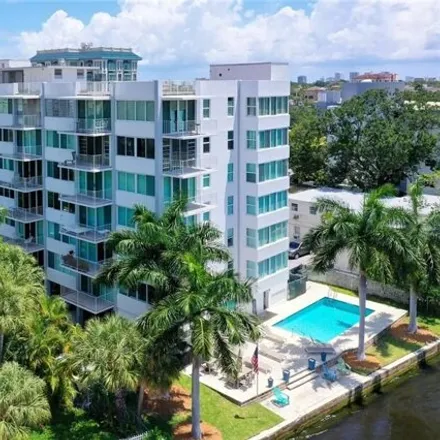 Buy this 2 bed condo on 800 Southeast 4th Street in Fort Lauderdale, FL 33301