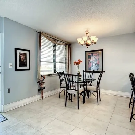 Image 7 - Lighthouse Pointe, 17980 Gulf Boulevard, Redington Shores, Pinellas County, FL 33708, USA - Condo for rent