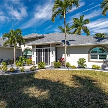 Image 2 - 321 Southeast 6th Street, Cape Coral, FL 33990, USA - House for sale