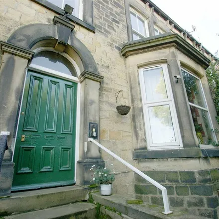 Rent this 4 bed apartment on Woodland Terrace in Leeds, LS7 2HF