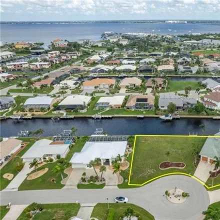 Image 1 - Treasure Cay Court, Punta Gorda, FL, USA - House for sale