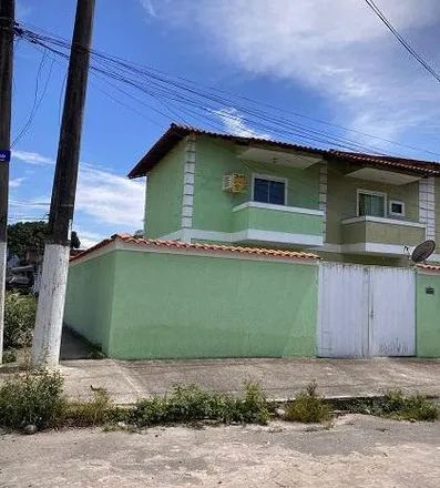 Buy this 2 bed house on Rua Belizario de Souza in Saracuruna, Duque de Caxias - RJ